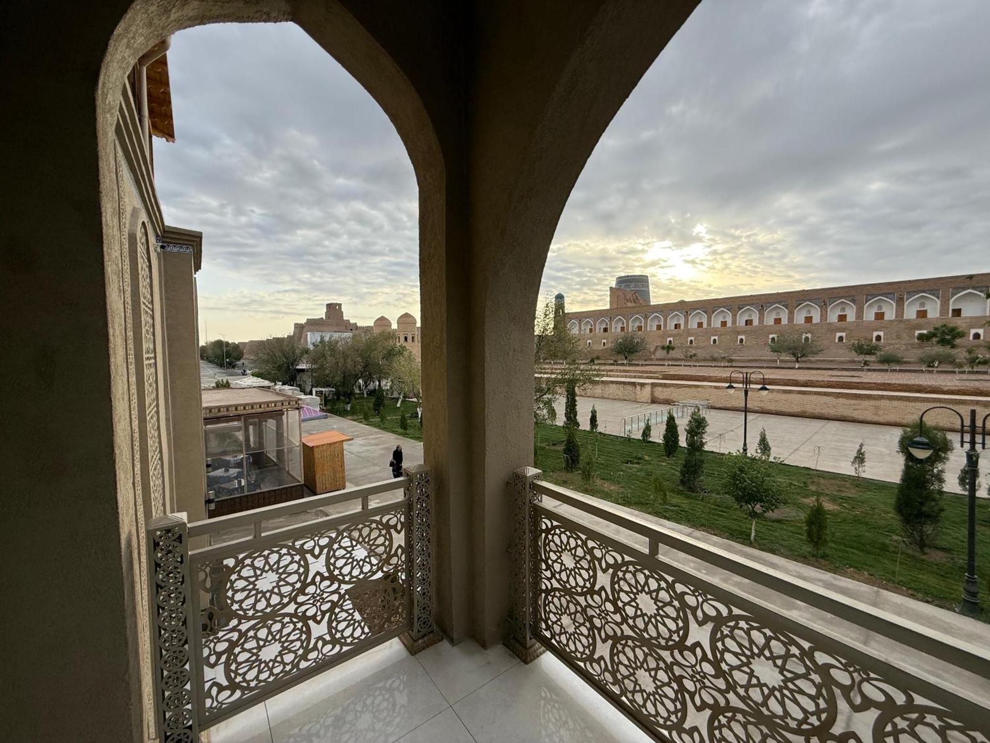 Isakhoja Hotel Khiva Eksteriør billede